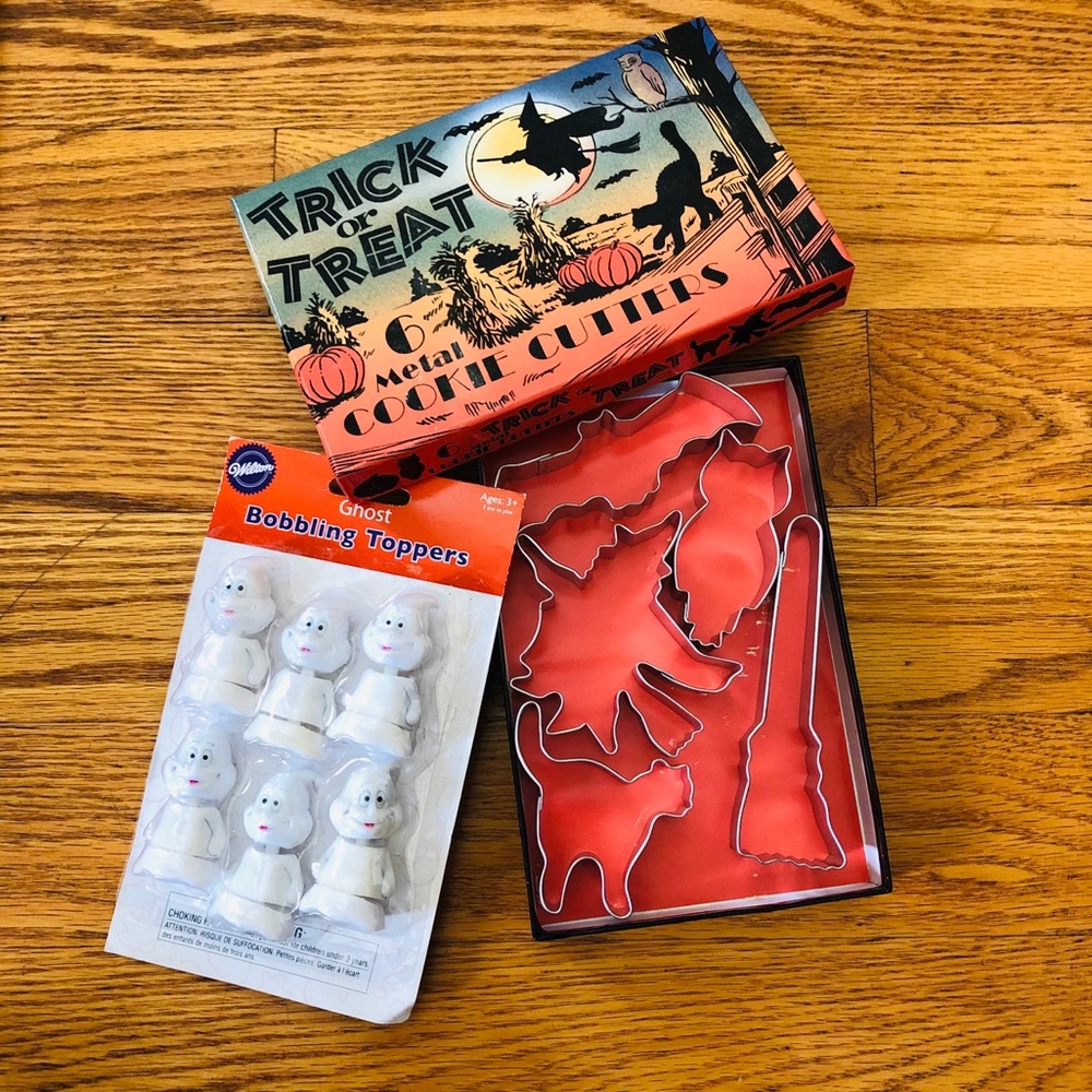 Metal Halloween Cookie Cutters & Bobbling Ghosts